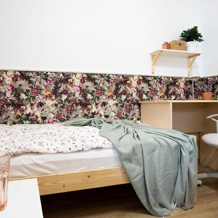 Apartamenty Gorki Male Tuszyn Eksteriør billede