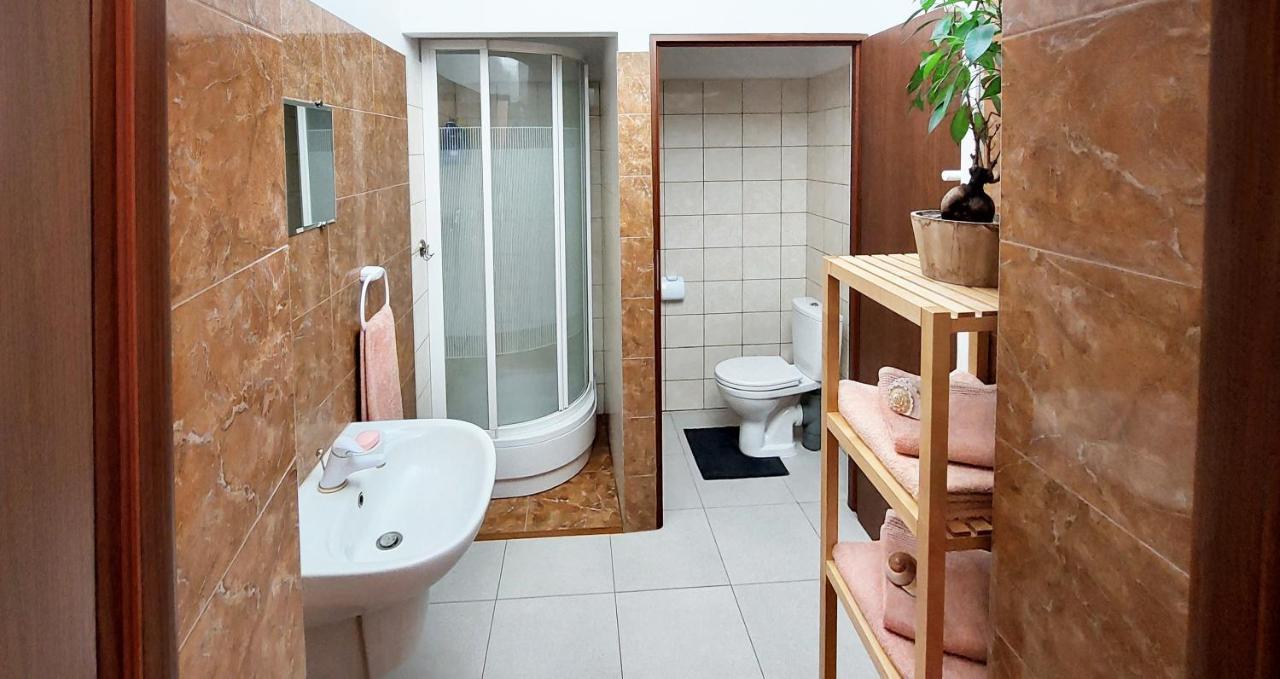 Apartamenty Gorki Male Tuszyn Eksteriør billede