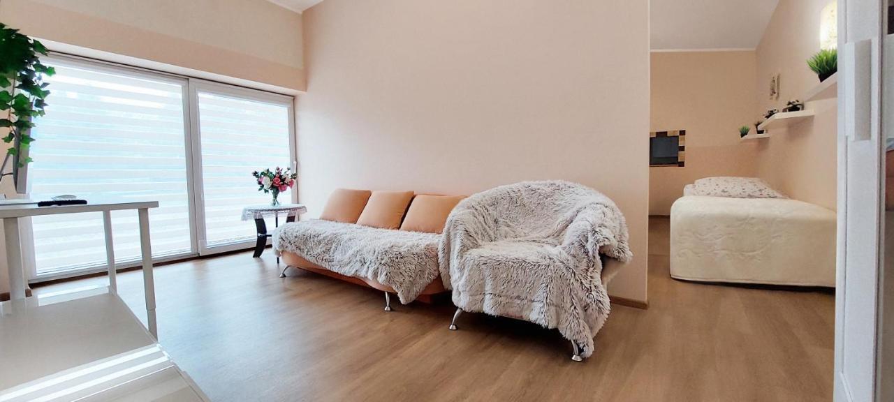 Apartamenty Gorki Male Tuszyn Eksteriør billede
